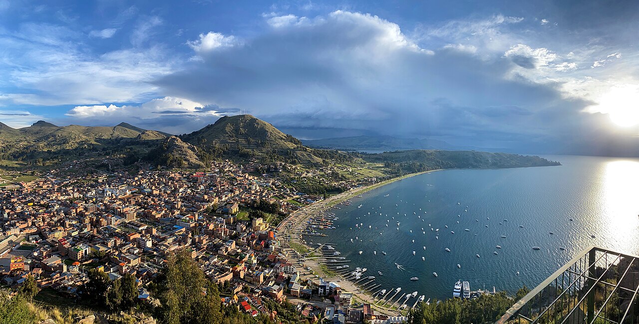 Vista del lago titicaca